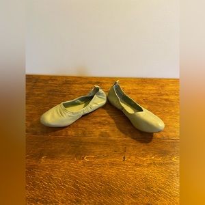 1. State Ballet Flats